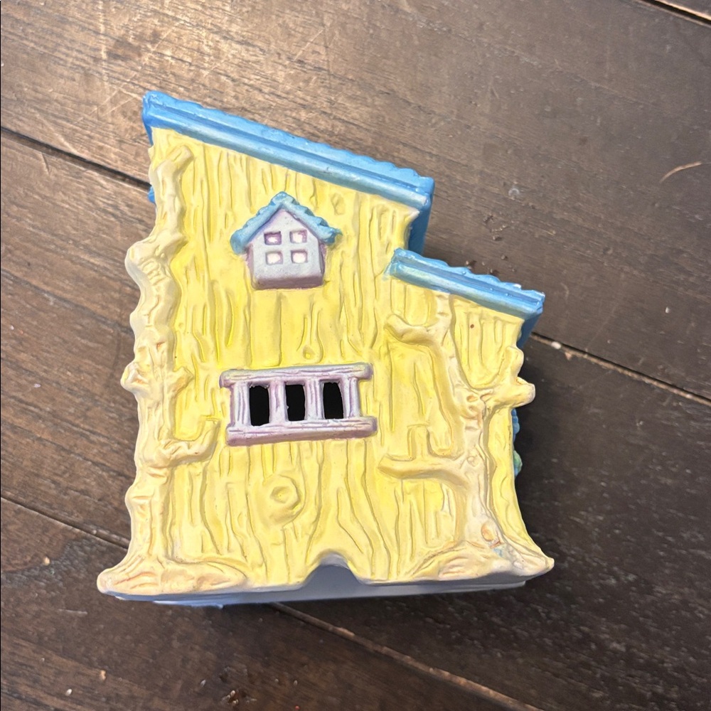 Colorful Ceramic General Store Decor - Picture 4 of 6